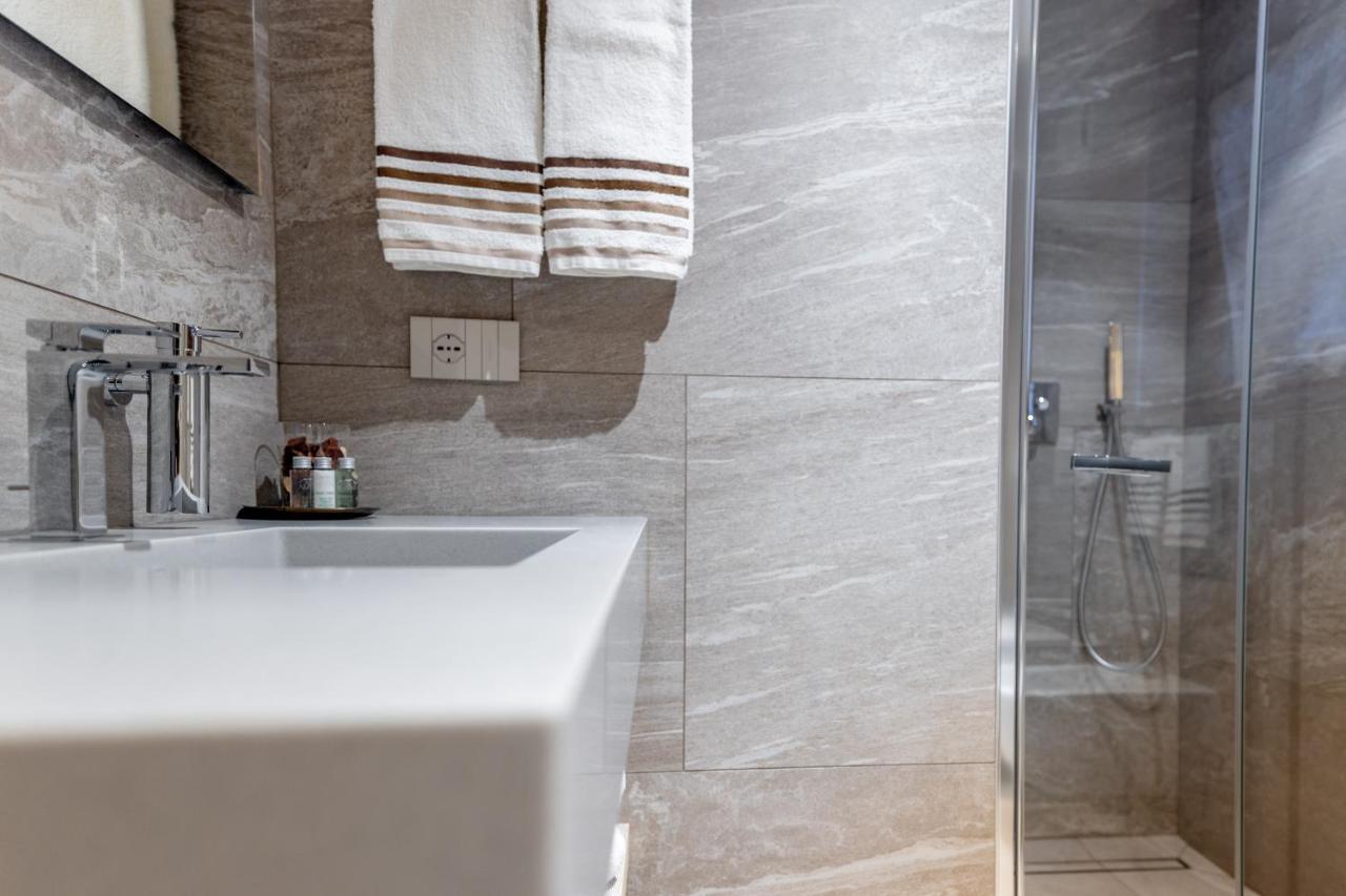 Chalet Imbosc'Che - 5 Beautiful Rooms In Charming B&B Лівіньо Екстер'єр фото